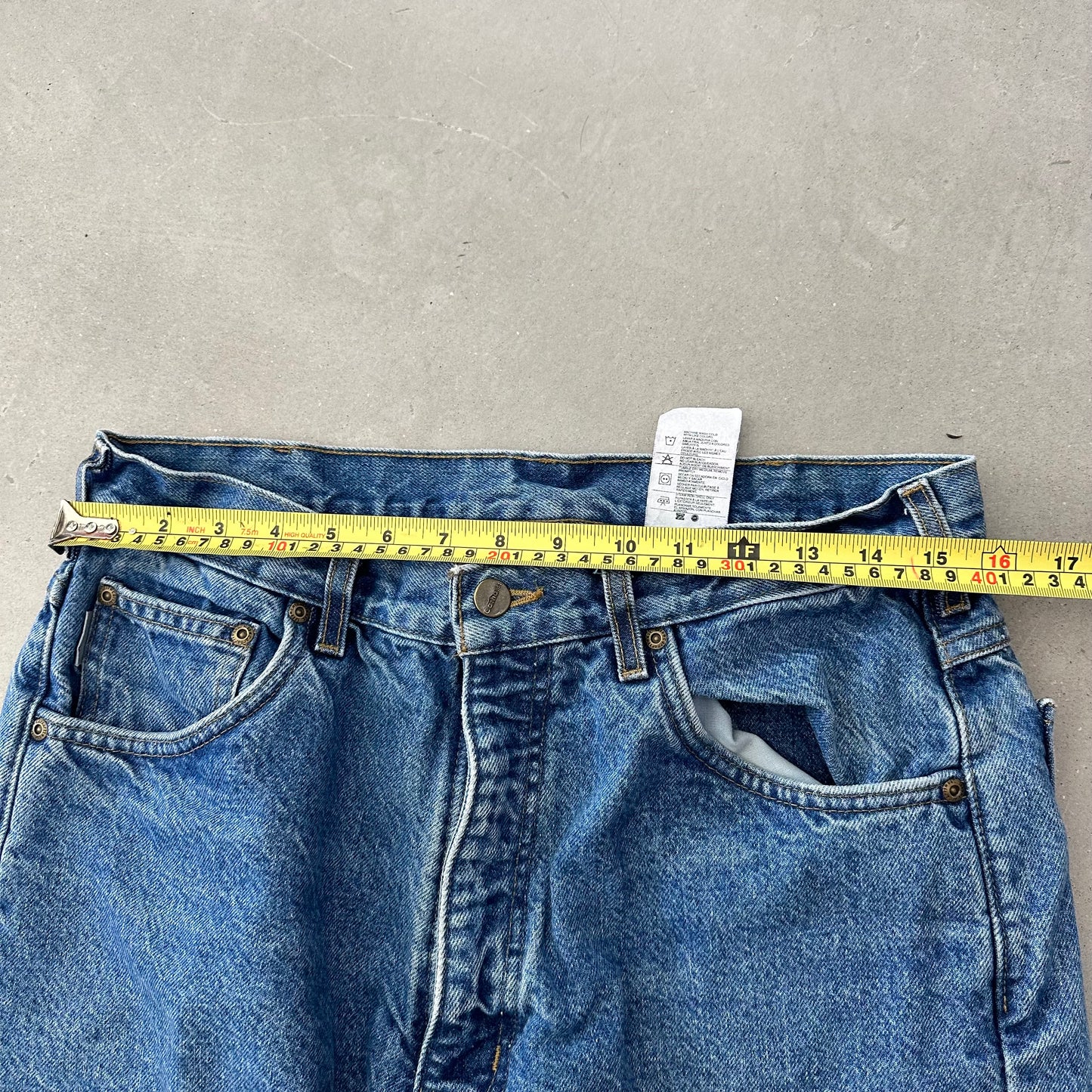 Carhartt Flannel Line Jeans 34x32 (see measurements)